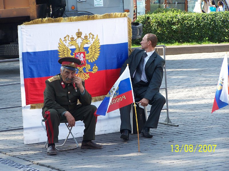 100_2204.JPG - Stalin a Putin spolu naraz. Chimra? ***** Stalin and Putin together at the same time. Chimera?