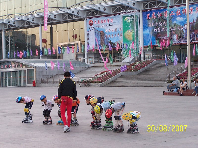 100_3003.JPG - """A raz budem vek, chcem vyhrva! A sprvny tart je polovica spechu!"" ***** ""When I grow up, I want to be winning! And a correct start is half of the success!"""